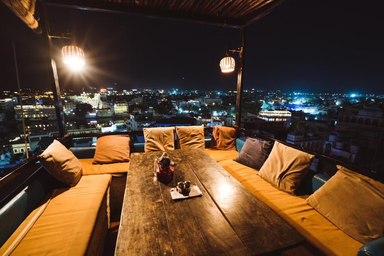Hotel Udai Niwas By The Lake Udaipur Luaran gambar