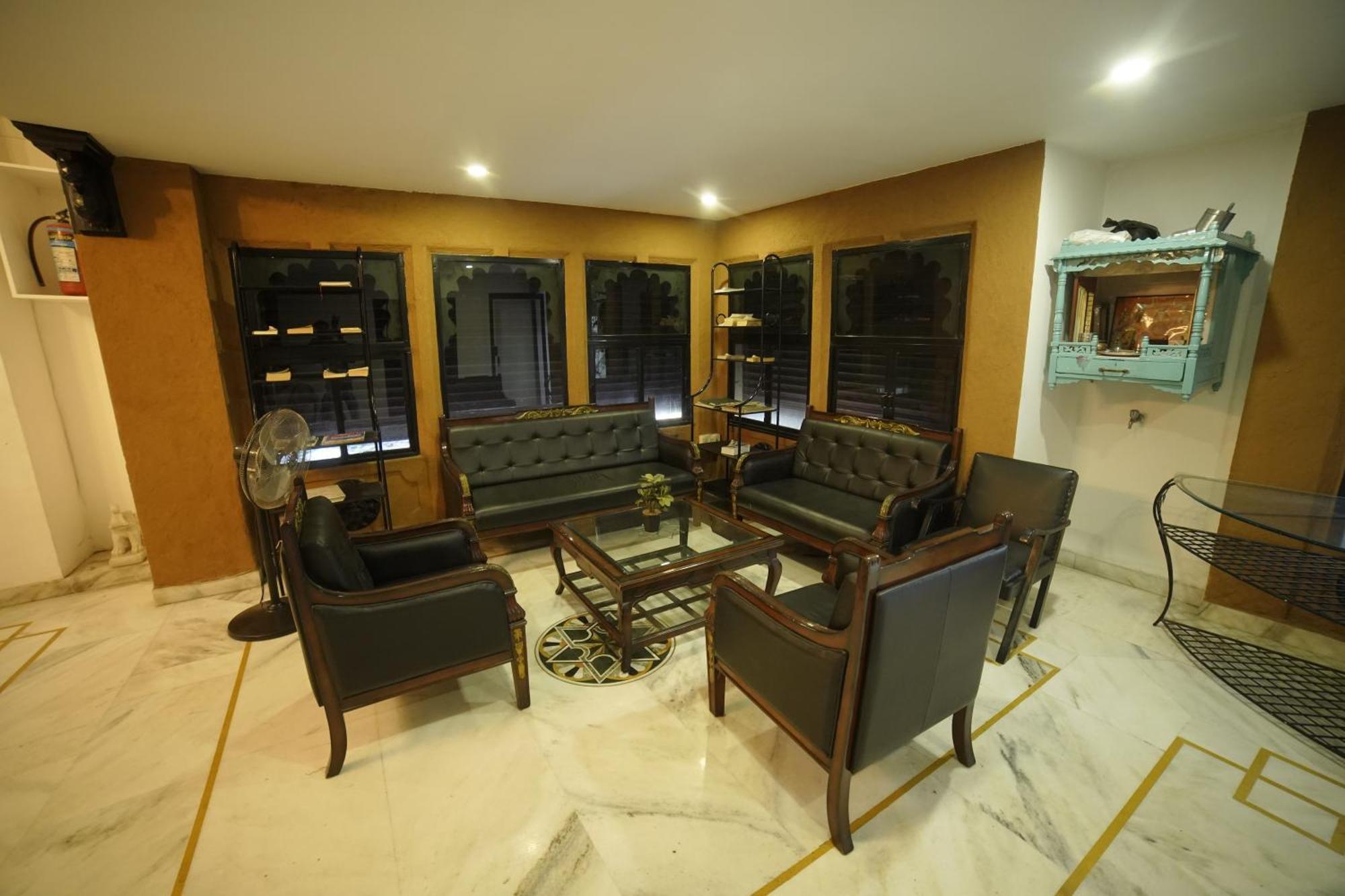 Hotel Udai Niwas By The Lake Udaipur Luaran gambar