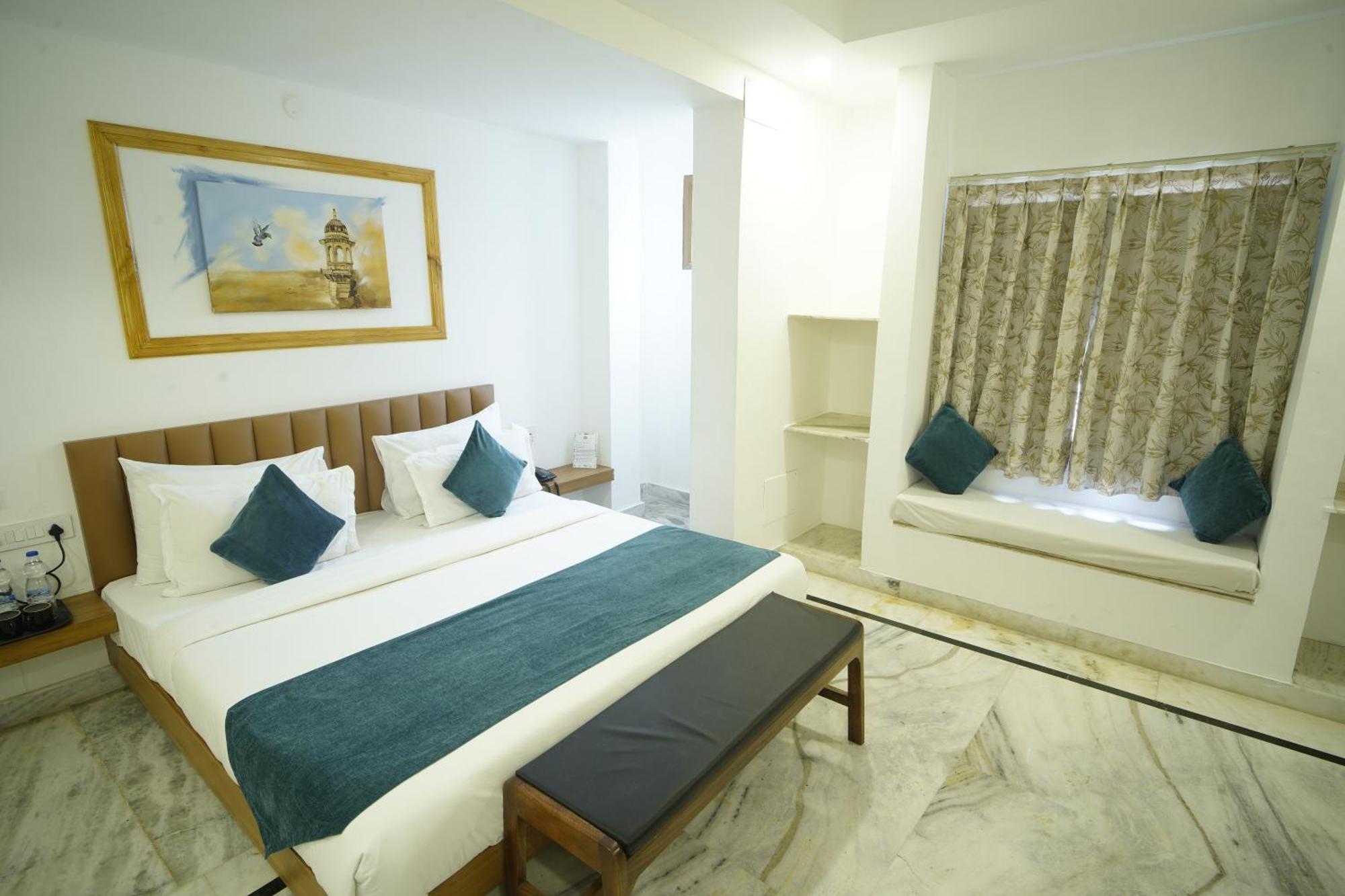 Hotel Udai Niwas By The Lake Udaipur Luaran gambar