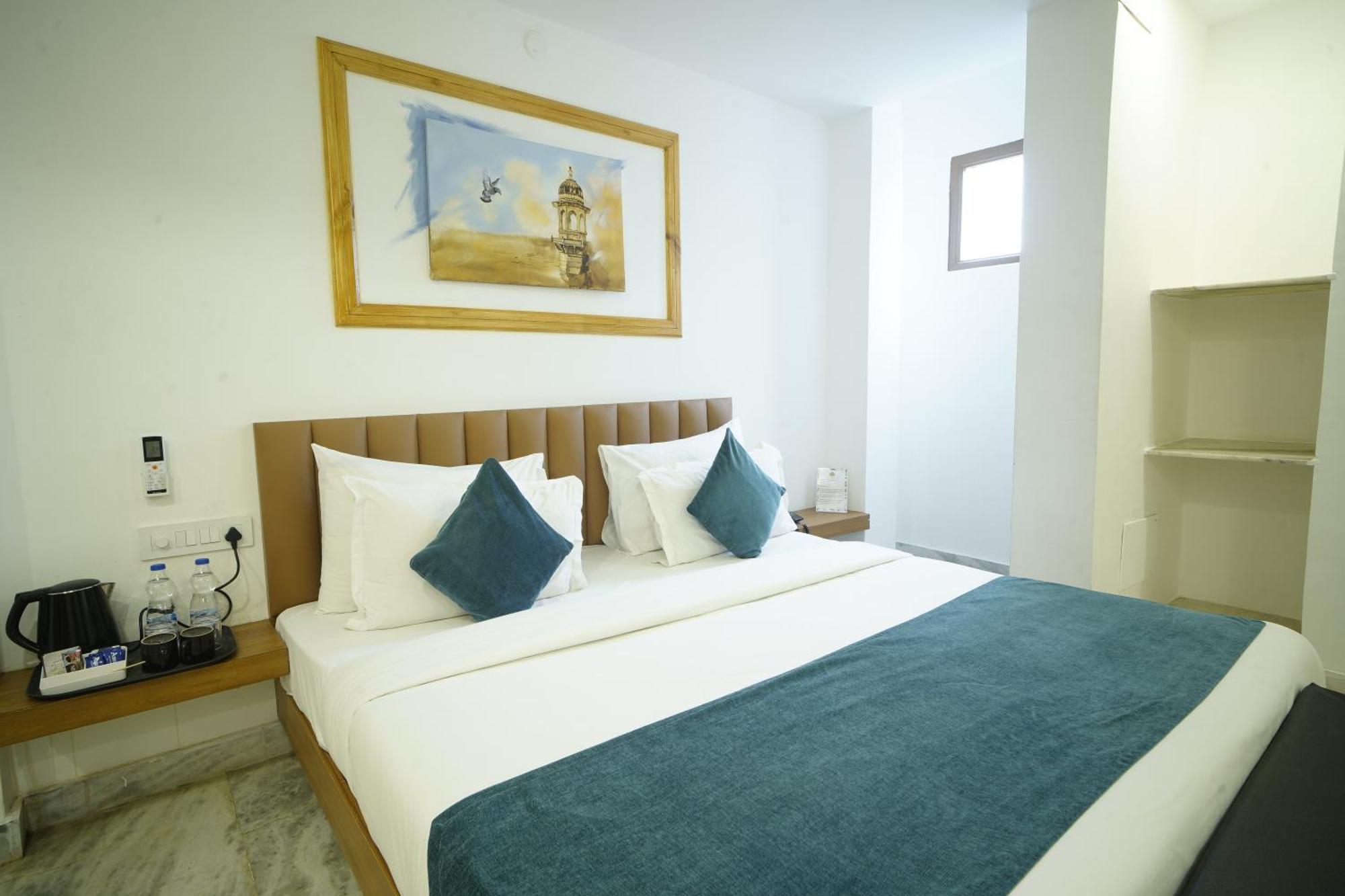 Hotel Udai Niwas By The Lake Udaipur Luaran gambar
