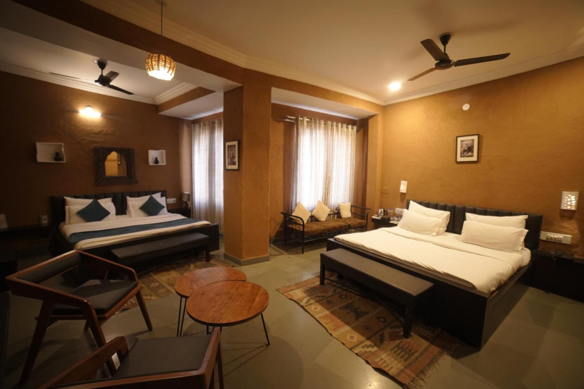 Hotel Udai Niwas By The Lake Udaipur Luaran gambar