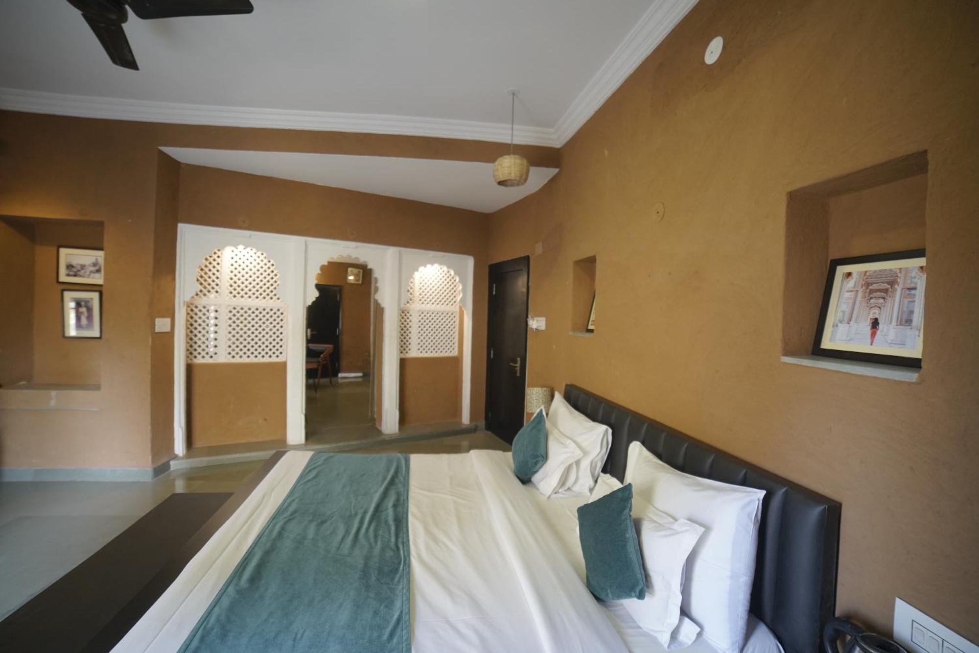 Hotel Udai Niwas By The Lake Udaipur Luaran gambar