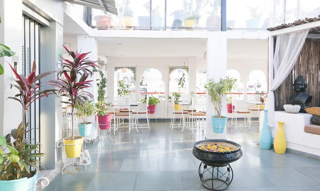 Hotel Udai Niwas By The Lake Udaipur Luaran gambar